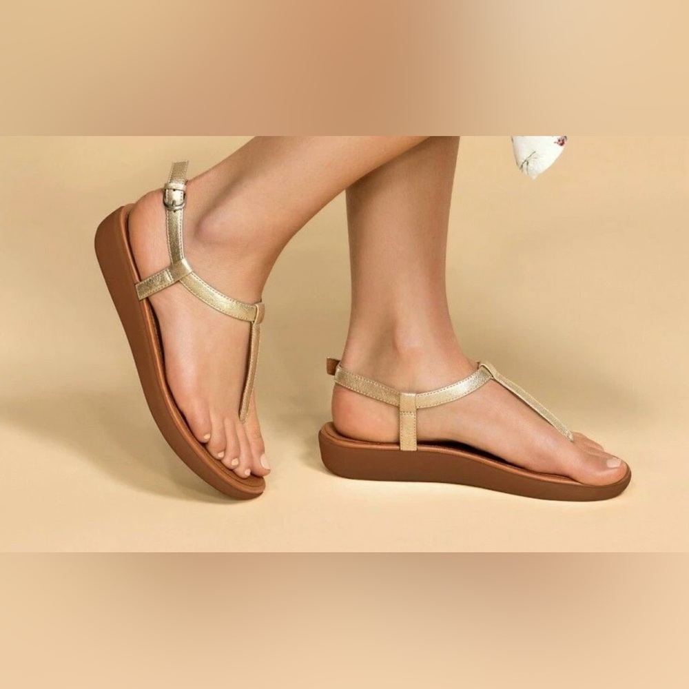 FitFlop Tia Toe Thong Sandals Gold Womens 11